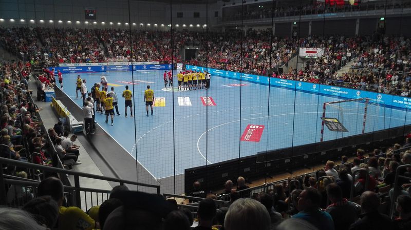 In der EmslandArena. Gleich geht's los!