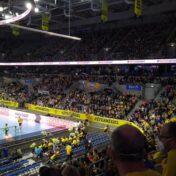 Blick auf die Zuschauerränge ind er SAP Arena Mannheim vor dem Bundesligaspiel der Rhein-Neckar Löwen gegen die SG Flensburg-Handewitt.